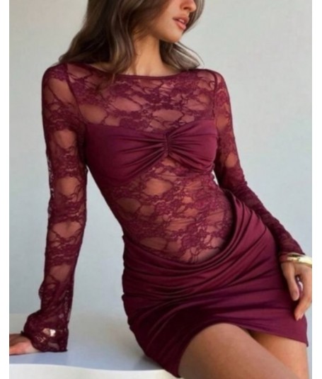 Vestido corto encaje
