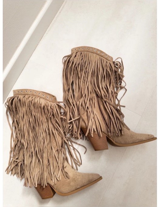 Botas flecos beige