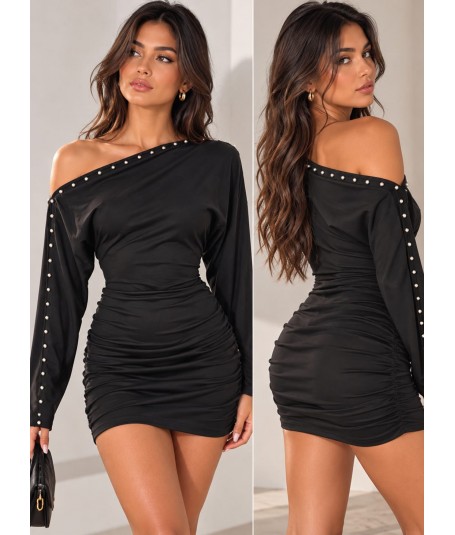 Vestido tachas