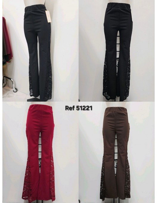 Pantalón con encaje