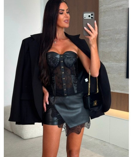 Falda Short polipiel puntilla 2